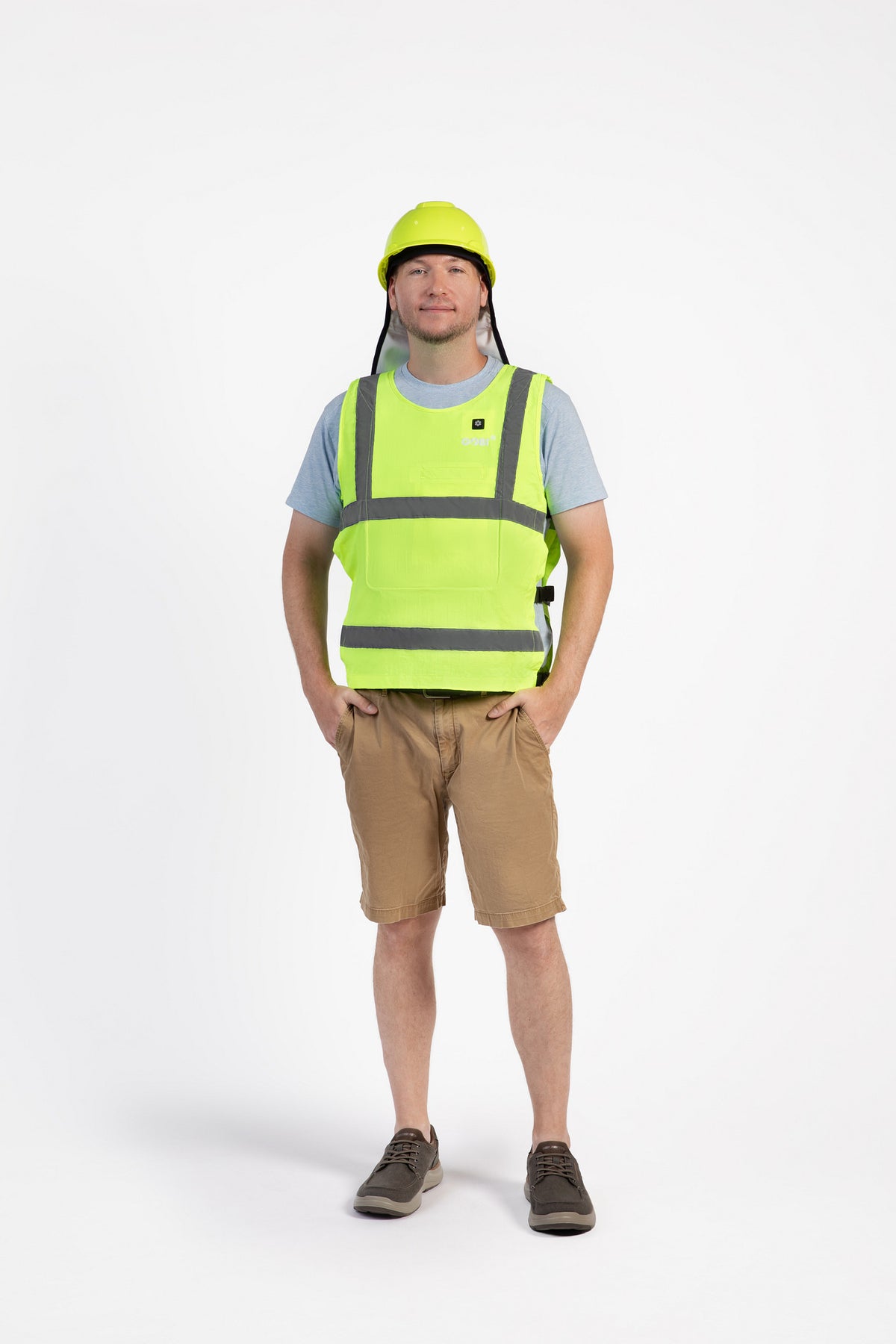 GOBI Breeze II high-vis unisex cooling vest studio photo (SOONA 2026)
