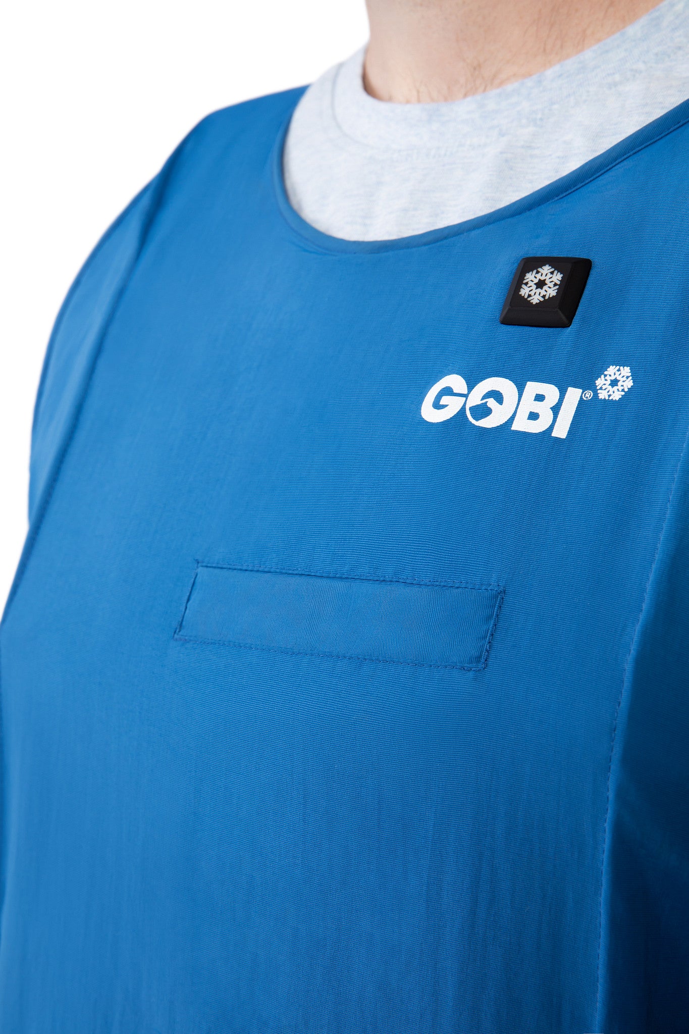 GOBI Breeze II unisex cooling vest studio photo (SOONA 2026)