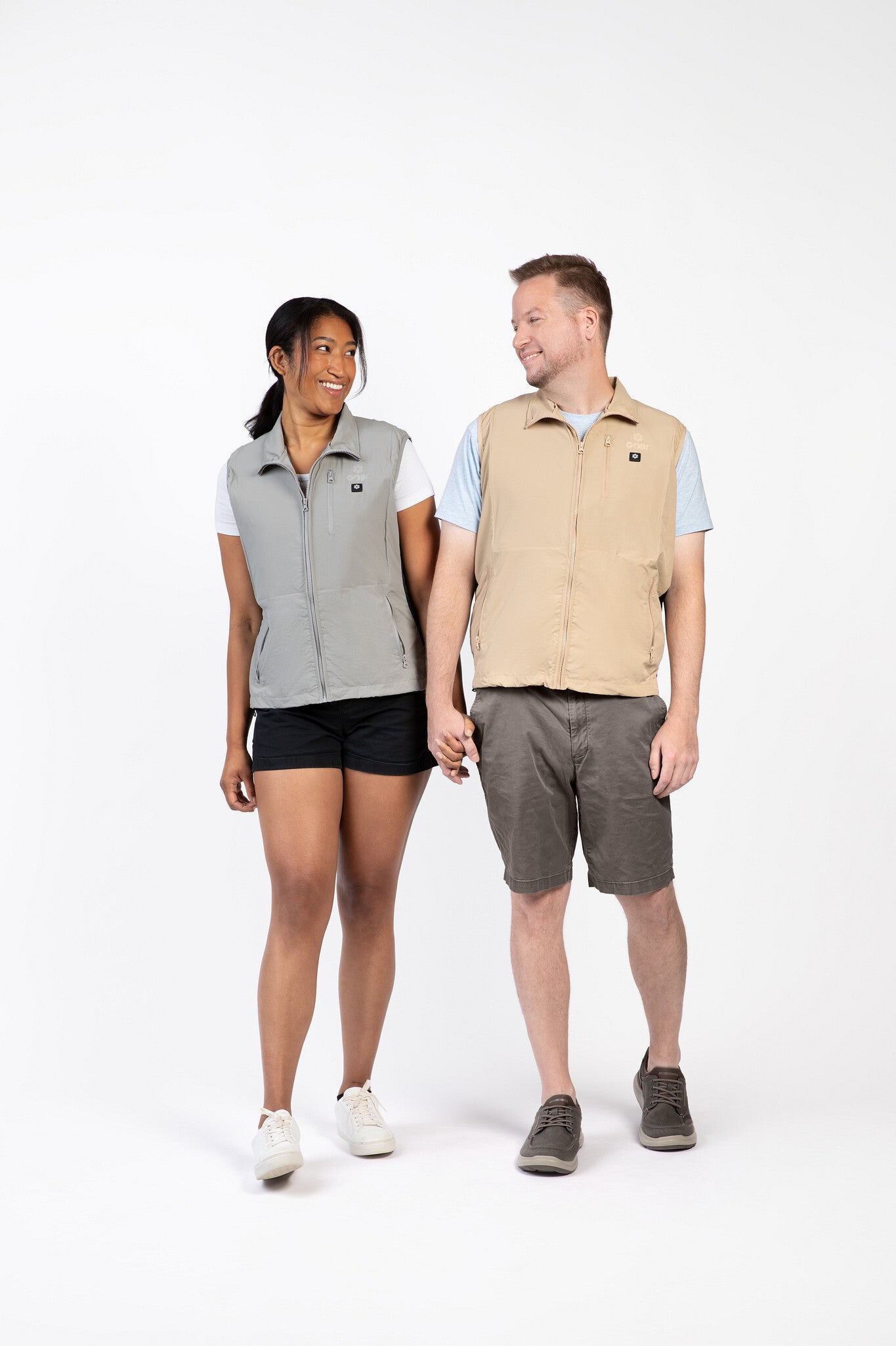 GOBI Canyon men's cooling vest studio photo (SOONA 2026)